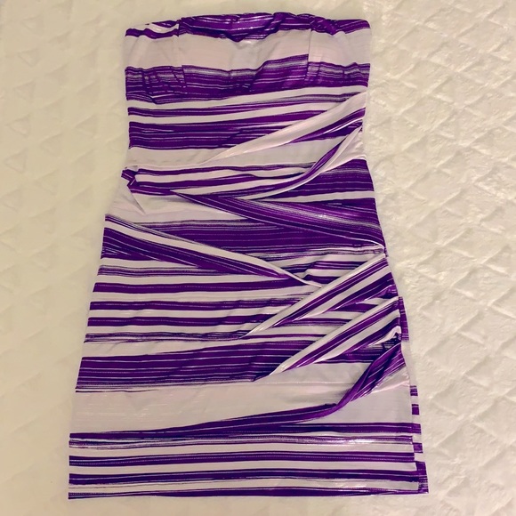 💜Mini Dress, Strapless and short💜 - Picture 4 of 8